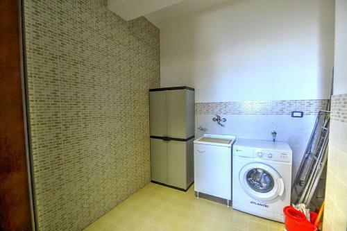 Trecastagni Villa Sleeps 16 Pool Air Con Wifi