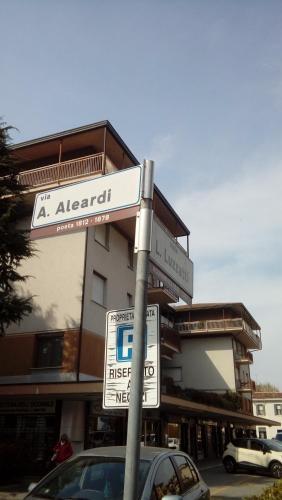 Hostal Luzzatti Rooms