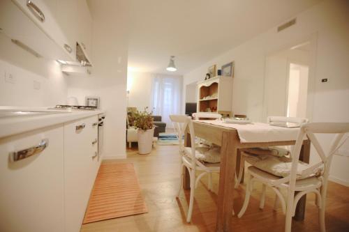 Roma Xxl: Combination Of 3 Apartments