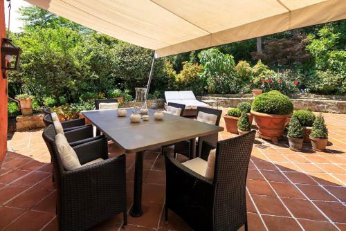 Troghi Villa Sleeps 8 Pool Air Con Wifi