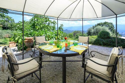 Troghi Villa Sleeps 8 Pool Air Con Wifi