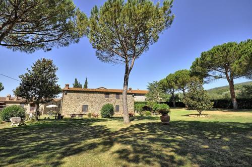 Vernazzano Basso Apartment Sleeps 6 Pool Wifi
