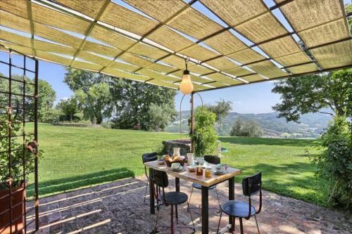 Umbertide Villa Sleeps 11 Pool Wifi