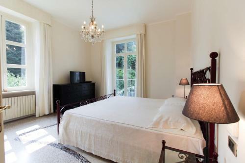 Stresa Villa Sleeps 16 Pool Air Con Wifi