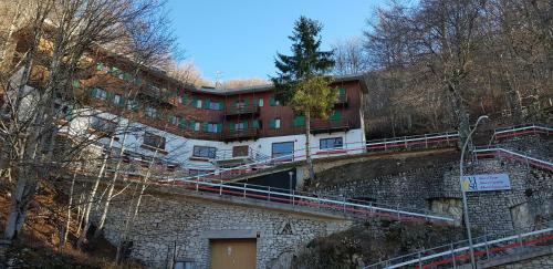 Grt Hotel & Spa