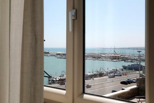 Hostal Salsedine