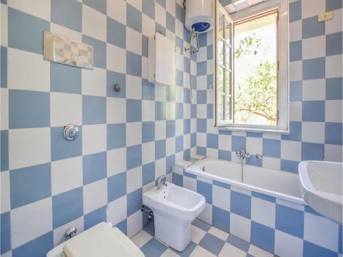 Four-bedroom Holiday Home In Terrasini Pa