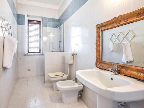 Four-bedroom Holiday Home In Terrasini Pa