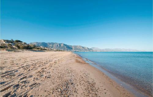 Four-bedroom Holiday Home In Terrasini Pa