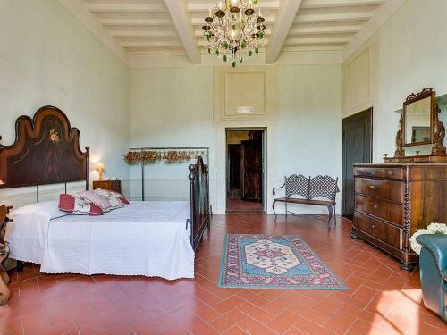Serravalle Pistoiese Villa Sleeps 18 Pool Wifi
