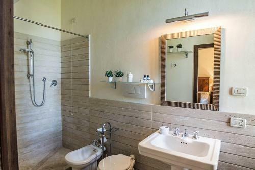Serravalle Pistoiese Villa Sleeps 18 Pool Wifi