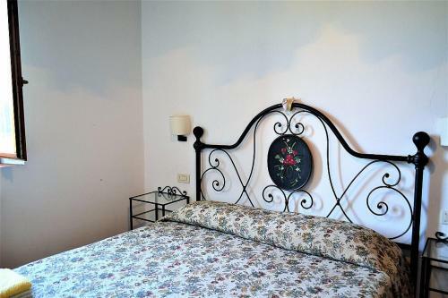 Serravalle Pistoiese Villa Sleeps 8 Pool Wifi