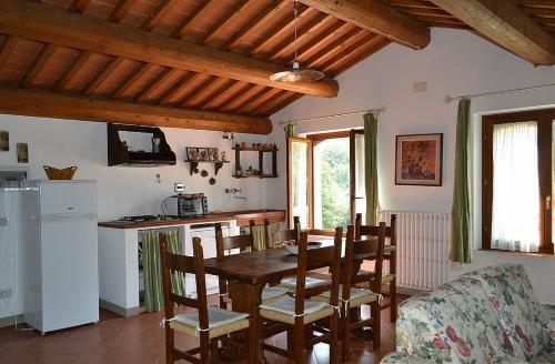 Serravalle Pistoiese Villa Sleeps 8 Pool Wifi