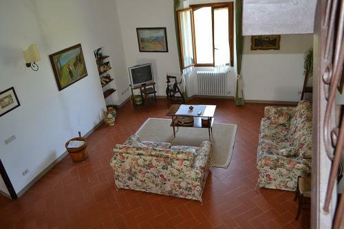 Serravalle Pistoiese Villa Sleeps 10 Pool Wifi