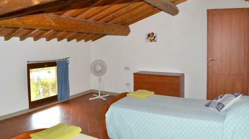 Serravalle Pistoiese Villa Sleeps 10 Pool Wifi