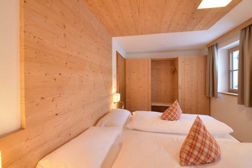 Sch�fer Apartments