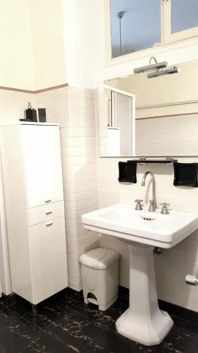 Silent Bay Apartment