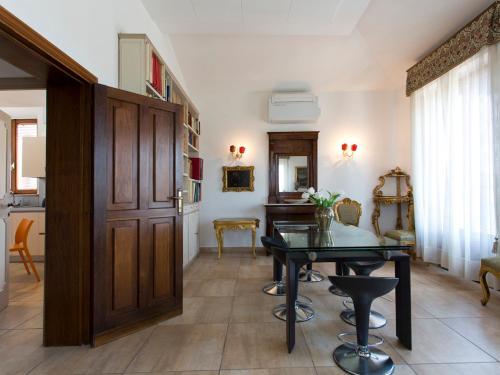 Matteotti Exclusive-3bd+2futon Elegant Apartment