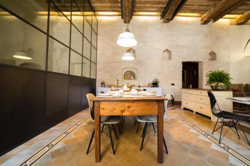 Bed & Breakfast Casatorre Dei Leoni Dimora Storica