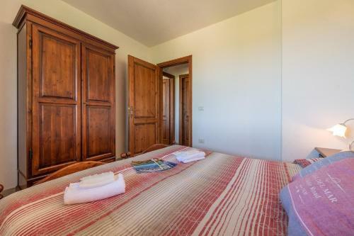 House And Apts. Siniscola/sardinien 35758