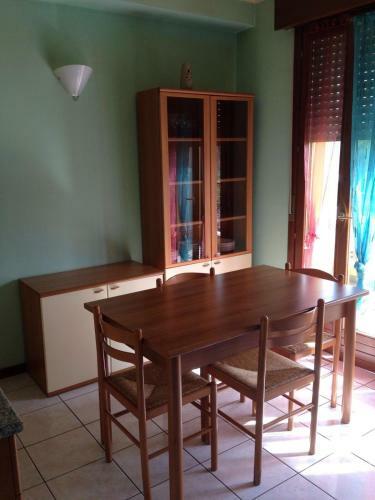 Roberto Apartment