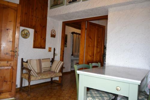 Cortesi Apartment