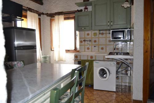 Cortesi Apartment