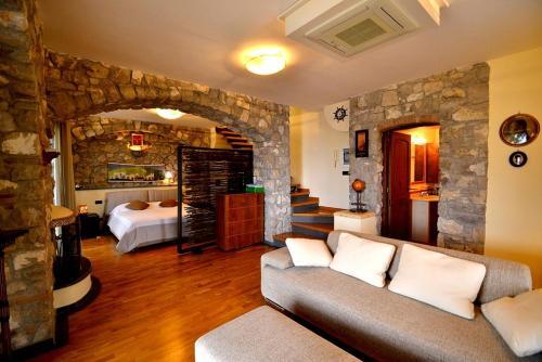 Sorrento Villa Sleeps 2 Pool Air Con Wifi