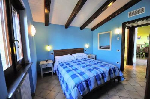 Sorrento Villa Sleeps 6 Air Con Wifi