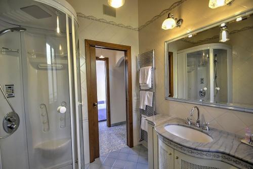 Sorrento Villa Sleeps 6 Pool Air Con Wifi