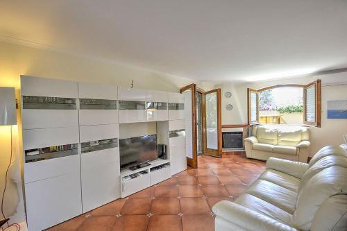 Sorrento Villa Sleeps 6 Pool Air Con Wifi