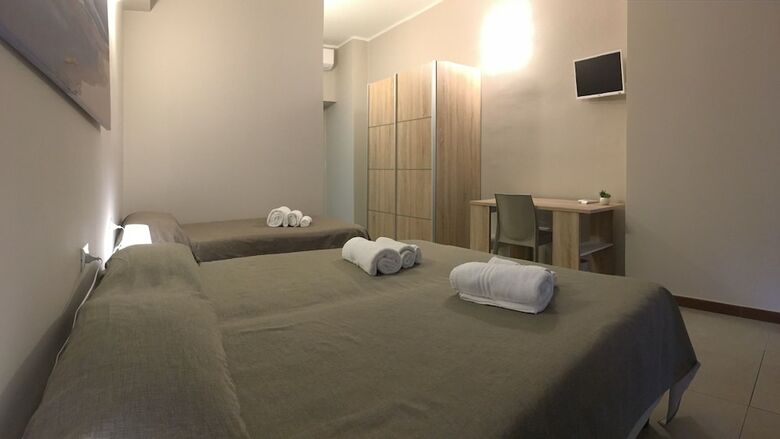 Hostal B&B Viale San Pietro