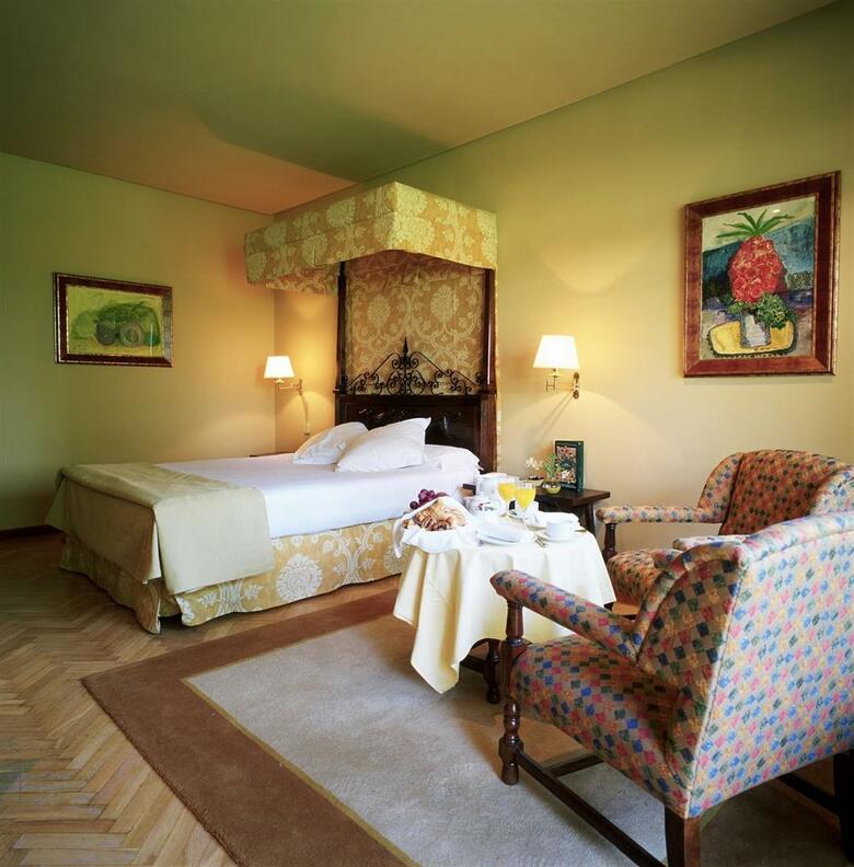 Hotel Parador De Le�n