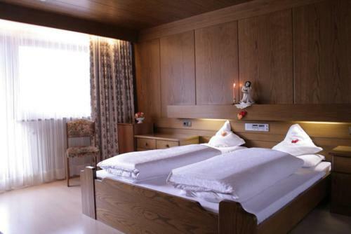 Hotel Alaska