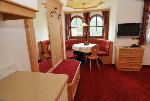 Garni Hotel Iris