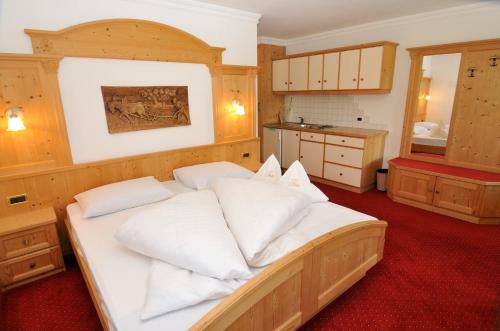 Garni Hotel Iris