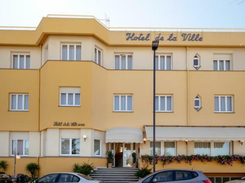 Hotel De La Ville