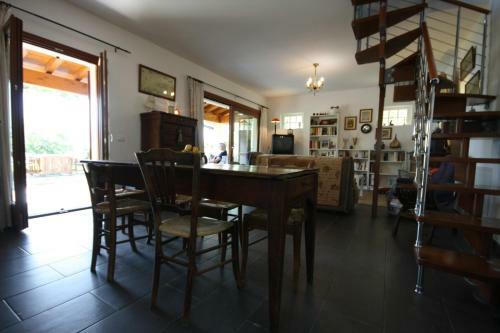 Castel Cottage