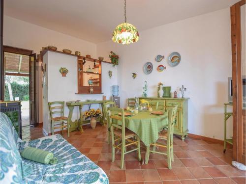 Three-bedroom Holiday Home In San Vito Lo Capo