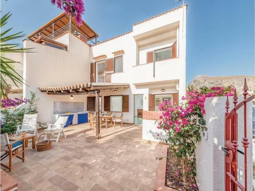 Three-bedroom Apartment In San Vito Lo Capo (tp)