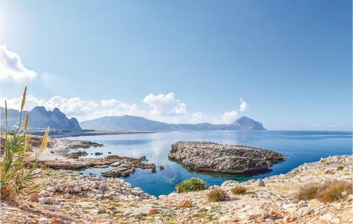 Three-bedroom Apartment In San Vito Lo Capo (tp)