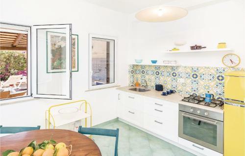 Three-bedroom Apartment In San Vito Lo Capo (tp)