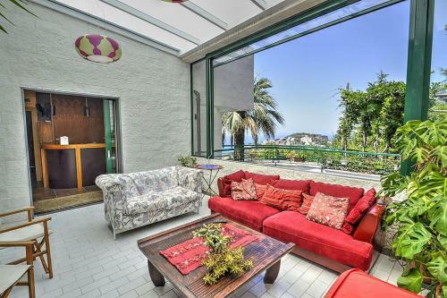 Sant'agata Sui Due Golfi Villa Sleeps 24 Pool Wifi