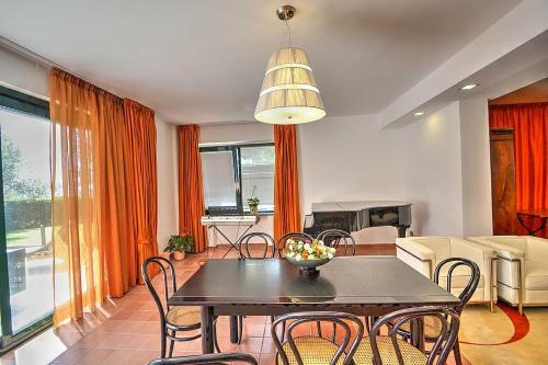 Sant'agata Sui Due Golfi Villa Sleeps 24 Pool Wifi