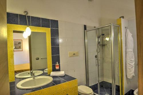 Sant'agata Sui Due Golfi Villa Sleeps 24 Pool Wifi