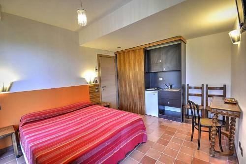 Sant'agata Sui Due Golfi Villa Sleeps 24 Pool Wifi