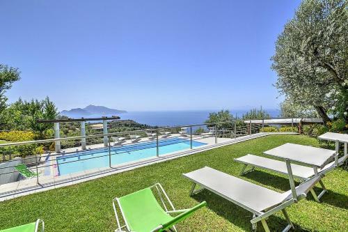 Sant'agata Sui Due Golfi Villa Sleeps 24 Pool Wifi