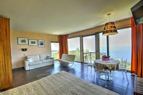 Sant'agata Sui Due Golfi Villa Sleeps 24 Pool Wifi