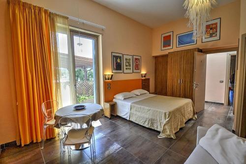 Sant'agata Sui Due Golfi Villa Sleeps 18 Pool Wifi