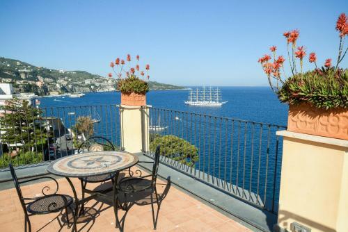 Hostal Villa Crawford